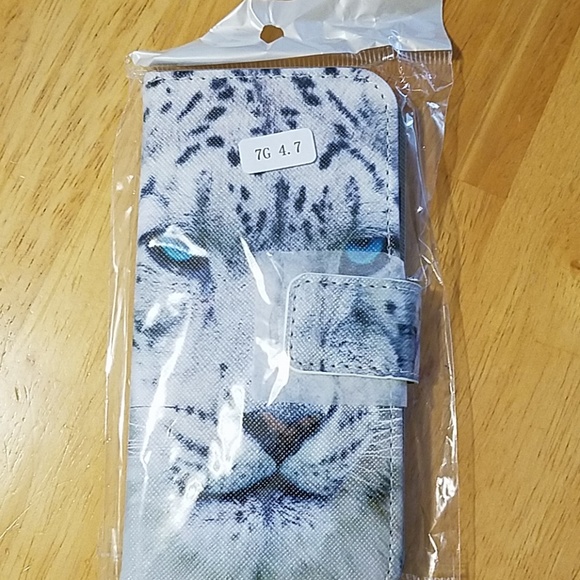 Accessories - Galaxy S7 phone case